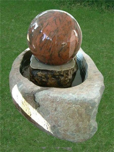 Đài phun nước bóng đá granite