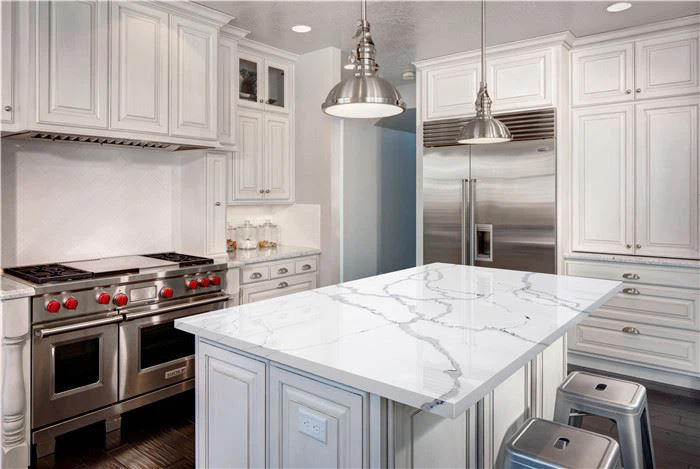 calacatta valencia quartz island