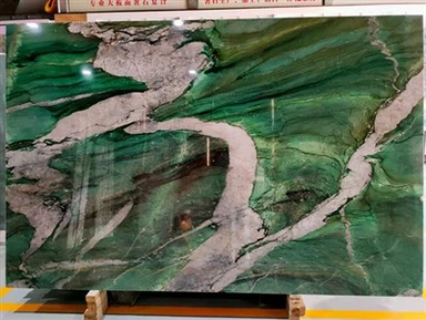 Thạch anh pha lê Fuchsite